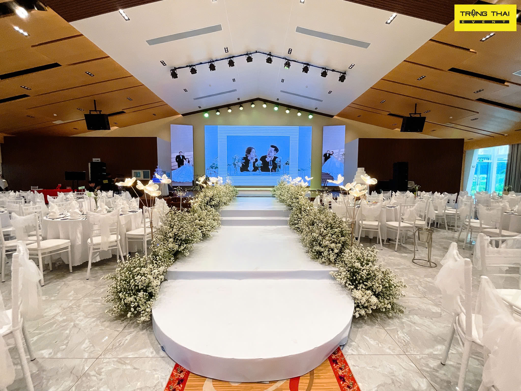 TIỆC CƯỚI SANG TRỌNG TẠI LONG THÀNH, ĐỒNG NAI